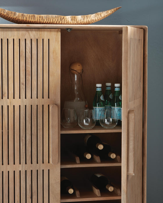 Pellamour Bar Cabinet - Home Furniture And More (Brentwood, MD)