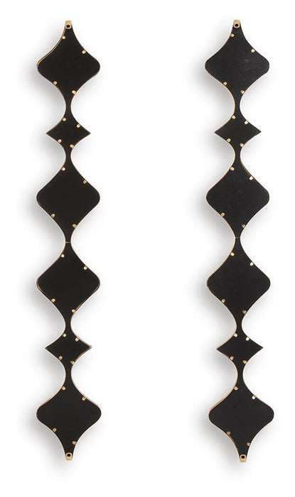 Harriswood Accent Mirror Set (Set of 2) - Home Furniture And More (Brentwood, MD)
