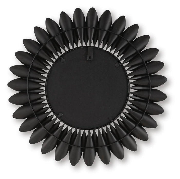 Ryenmour Accent Mirror - Home Furniture And More (Brentwood, MD)