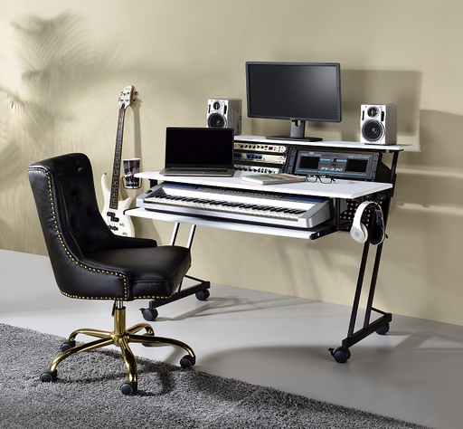Suitor White & Black Computer Desk - Home Furniture And More (Brentwood, MD)