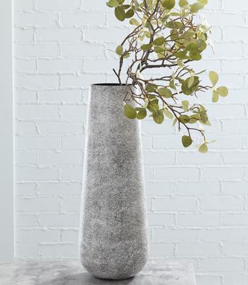 Fynn Vase - Home Furniture And More (Brentwood, MD)
