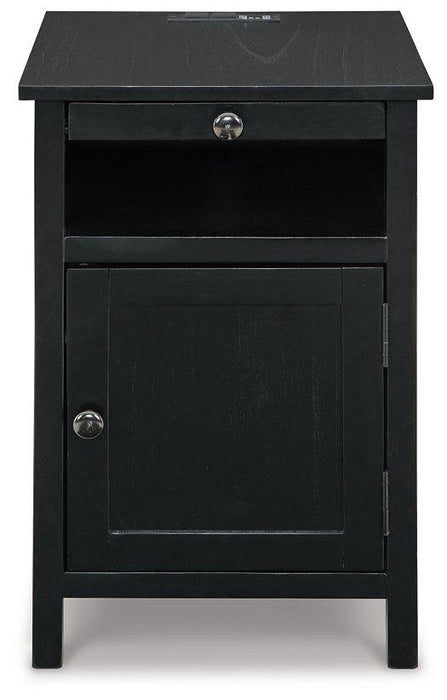 Treytown Chairside End Table - Home Furniture And More (Brentwood, MD)