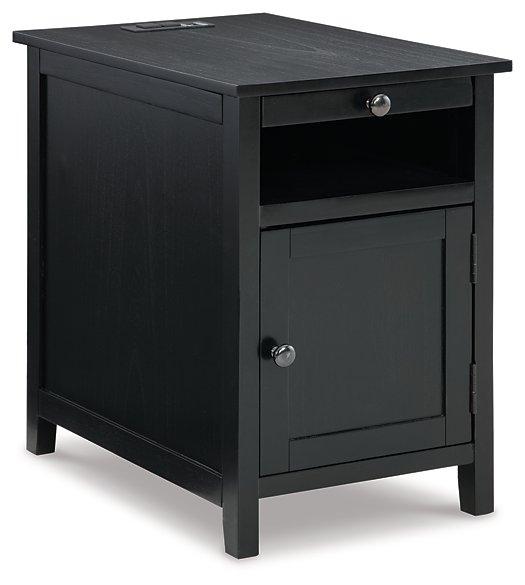 Treytown Chairside End Table - Home Furniture And More (Brentwood, MD)