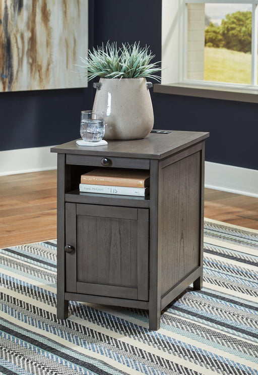 Treytown Chairside End Table - Home Furniture And More (Brentwood, MD)