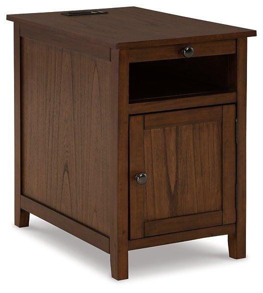 Treytown Chairside End Table - Home Furniture And More (Brentwood, MD)