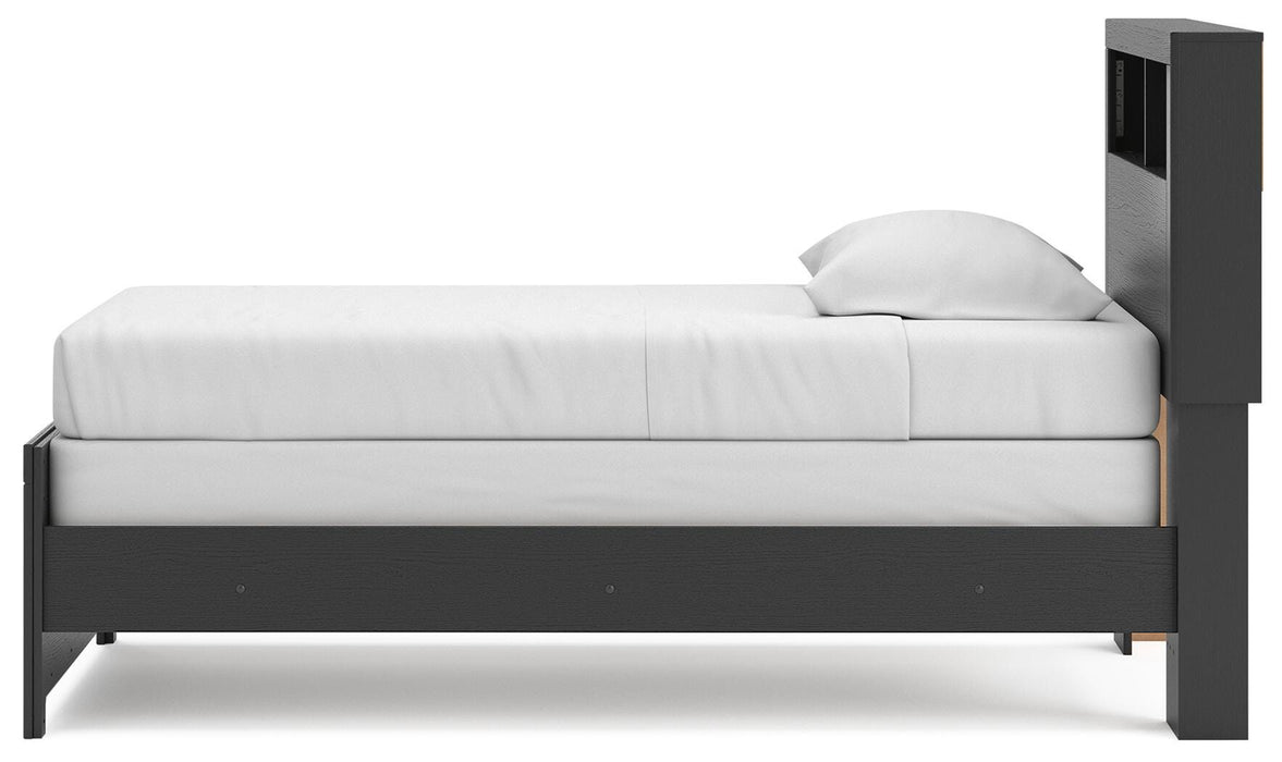 Broachmyn Bed - Home Furniture And More (Brentwood, MD)