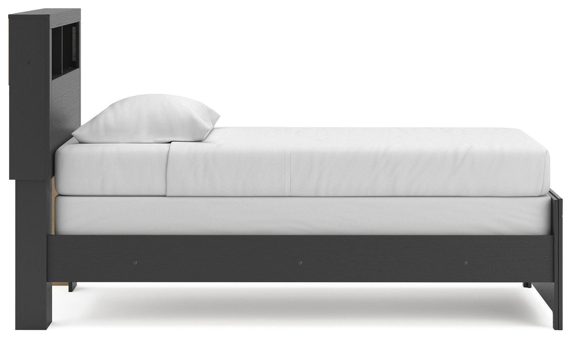 Broachmyn Bed - Home Furniture And More (Brentwood, MD)
