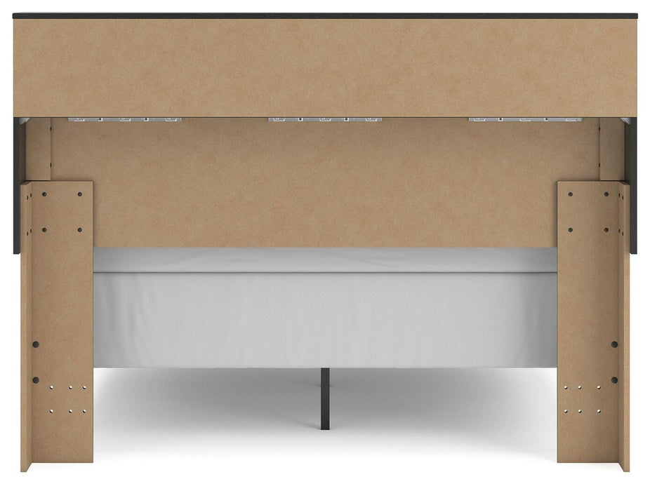 Broachmyn Bed - Home Furniture And More (Brentwood, MD)