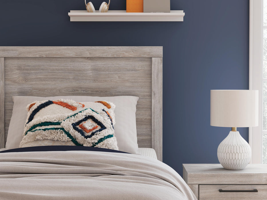 Broachmyn Bed - Home Furniture And More (Brentwood, MD)