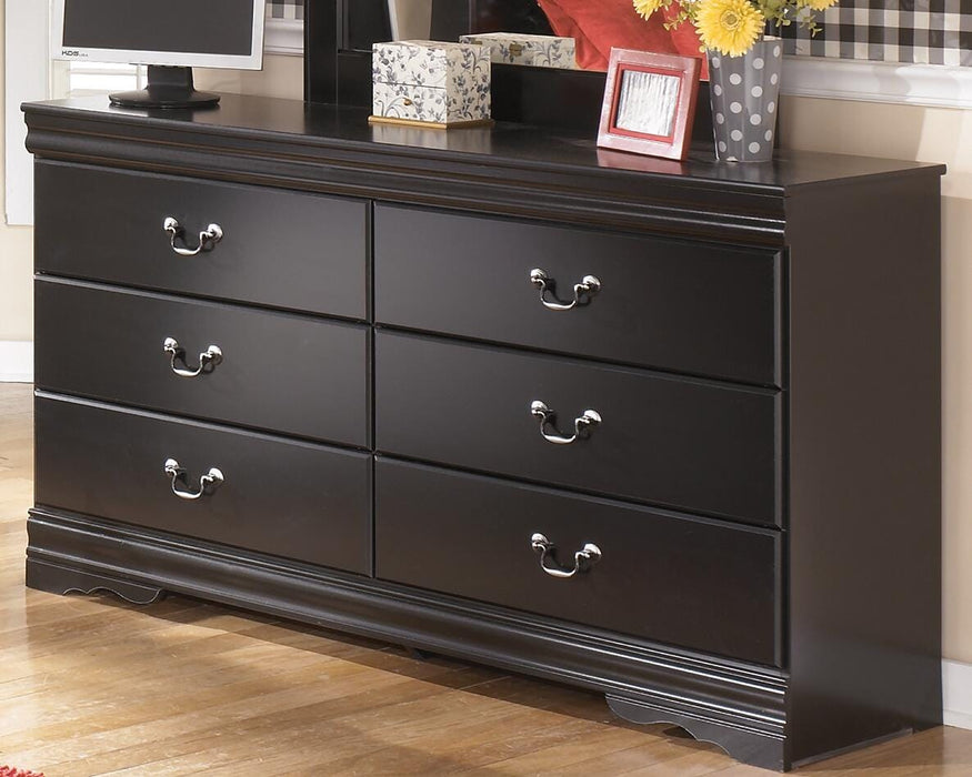 Huey Vineyard Dresser - Home Furniture And More (Brentwood, MD)