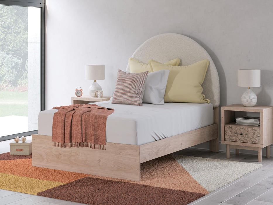 Arloster Upholstered Bed - Home Furniture And More (Brentwood, MD)