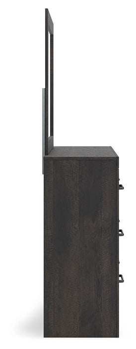 Hollivern Dresser and Mirror - Home Furniture And More (Brentwood, MD)