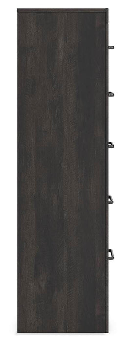 Hollivern Chest of Drawers - Home Furniture And More (Brentwood, MD)