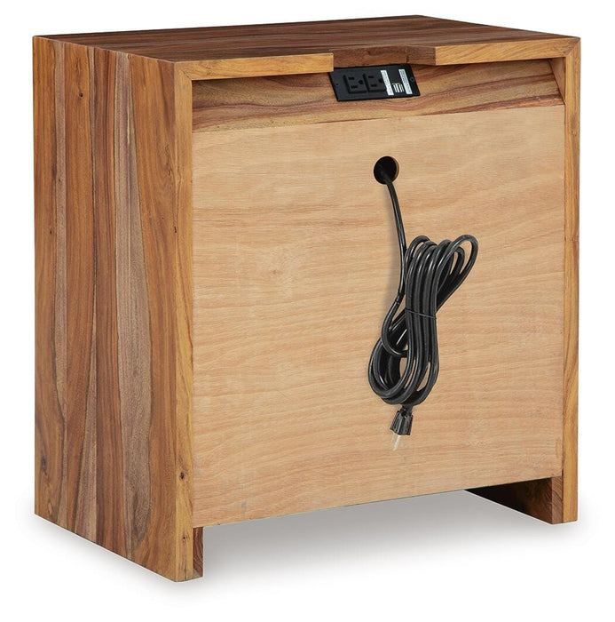 Dressonni Nightstand - Home Furniture And More (Brentwood, MD)