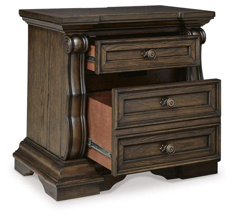 Maylee Bedroom Set - Home Furniture And More (Brentwood, MD)