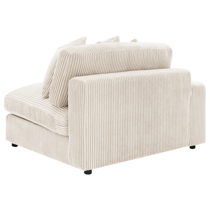 Blaine Sectional Sofa - Home Furniture And More (Brentwood, MD)