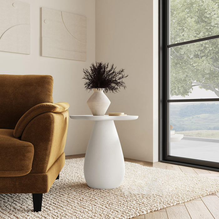 Perth Side Table - Home Furniture And More (Brentwood, MD)