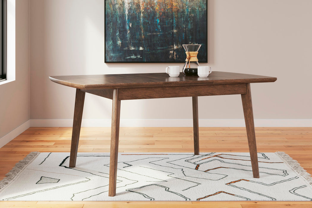 Lyncott Dining Room Set - Home Furniture And More (Brentwood, MD)