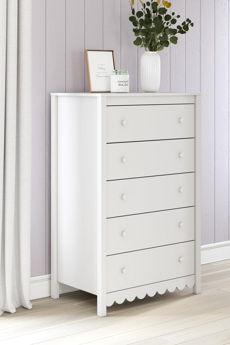 Hallityn Chest of Drawers - Home Furniture And More (Brentwood, MD)