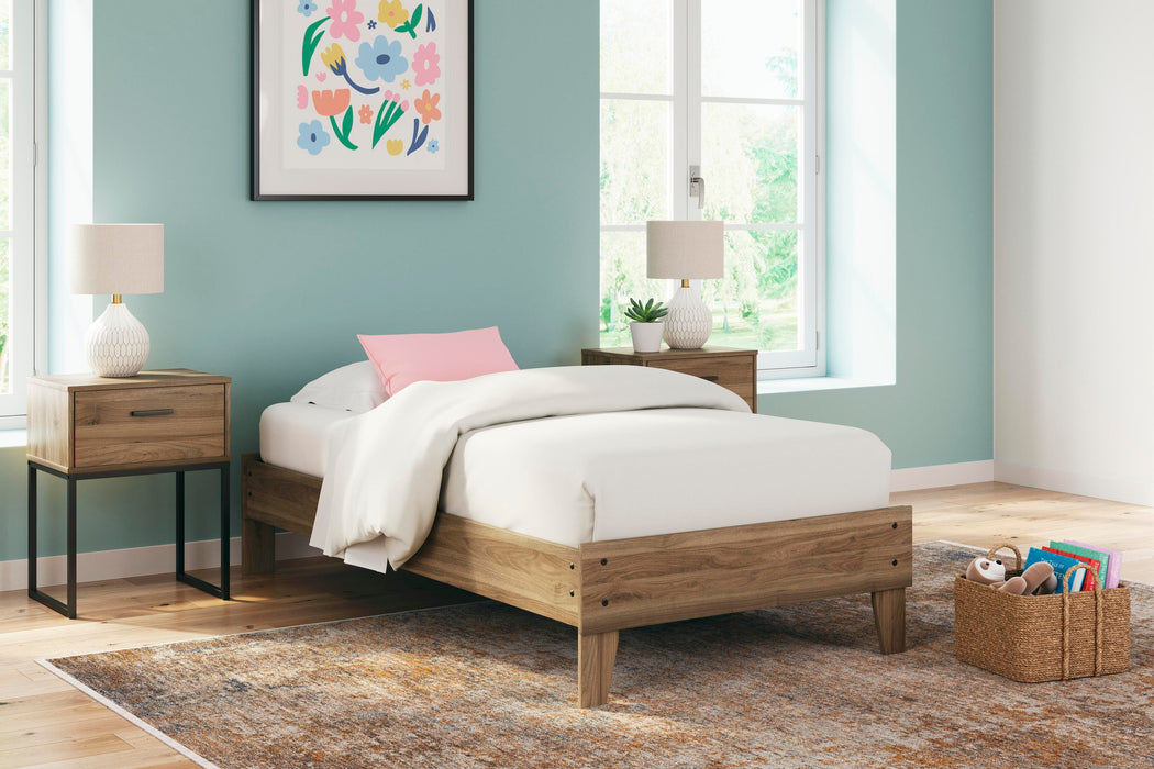 Deanlow Bed - Home Furniture And More (Brentwood, MD)