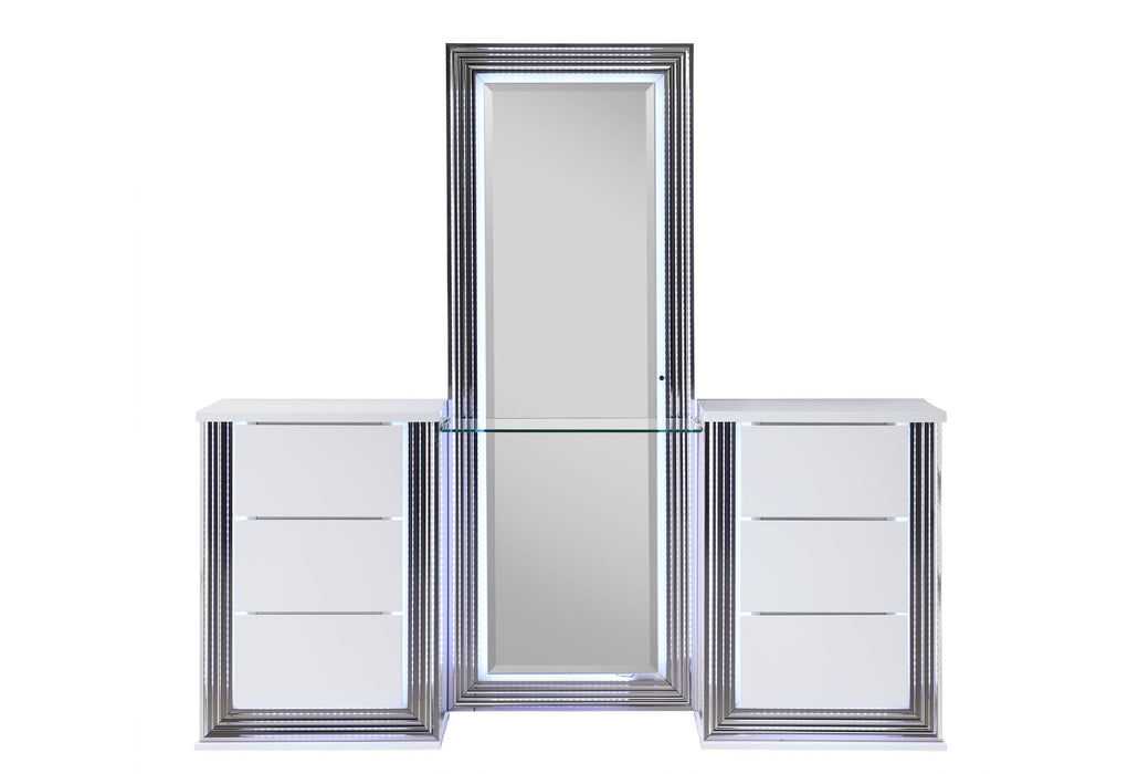 YLIME SMOOTH WHITE VANITY WITH LED - Home Furniture And More (Brentwood, MD)