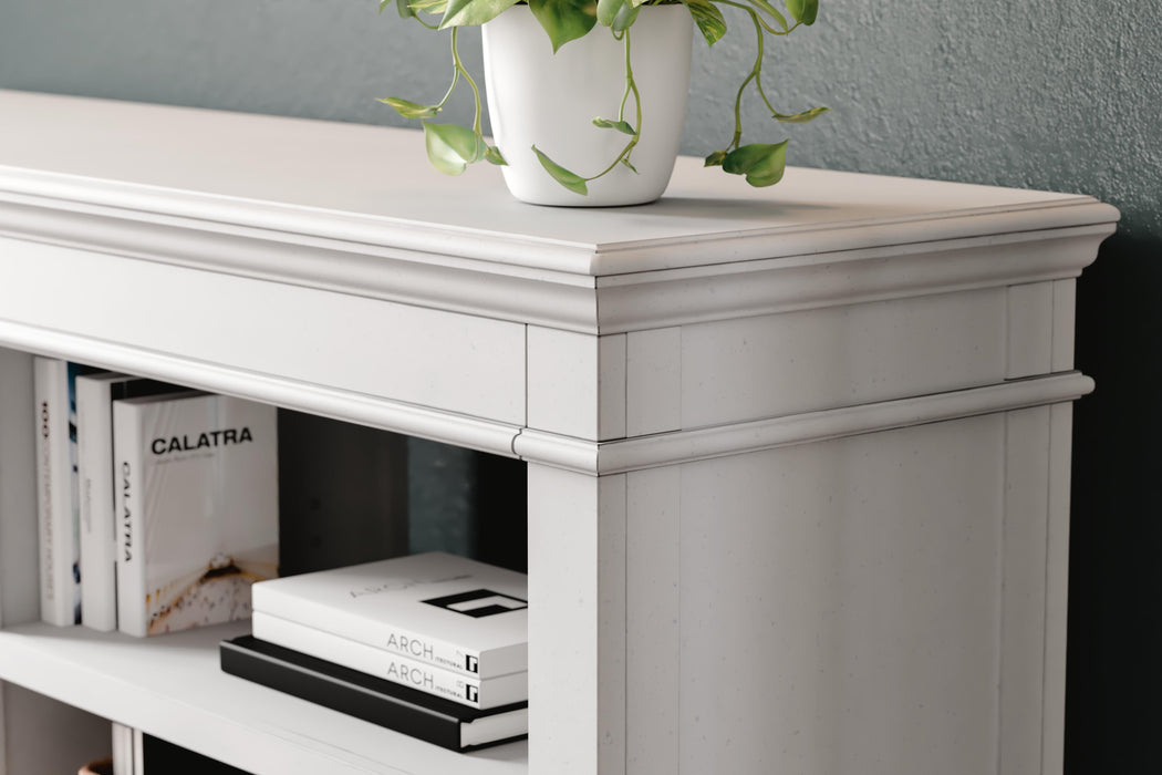 Kanwyn Credenza - Home Furniture And More (Brentwood, MD)