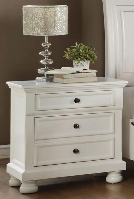 Laurelin 3 Drawer Nightstand in White 1714W-4 - Home Furniture And More (Brentwood, MD)