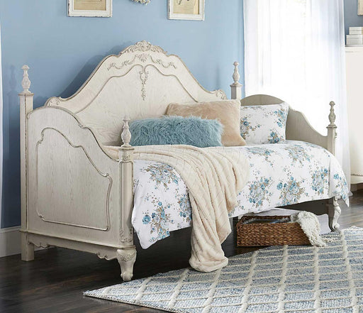 Cinderella Day Bed in Antique White 1386DNW* - Home Furniture And More (Brentwood, MD)