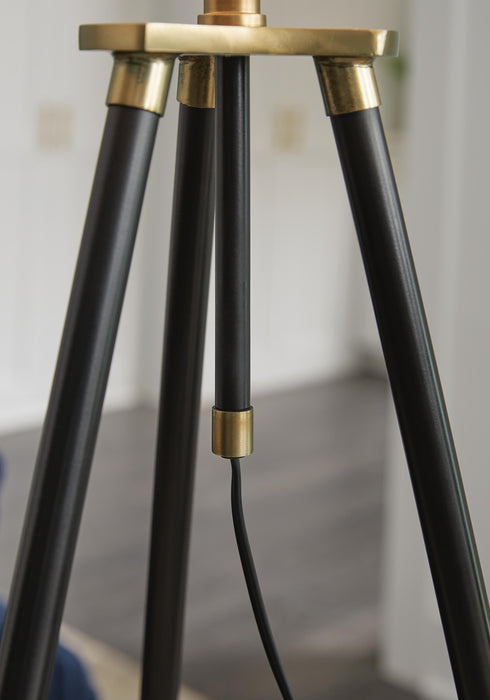 Cashner Floor Lamp - Home Furniture And More (Brentwood, MD)