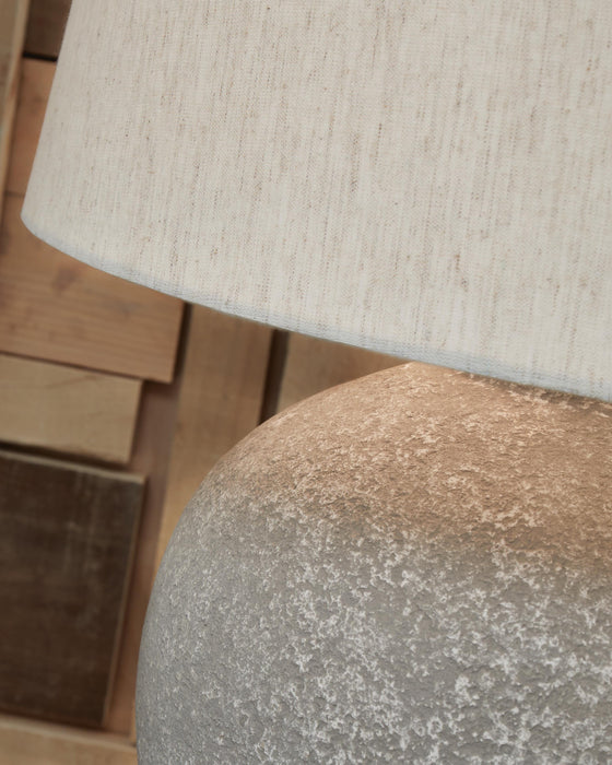 Dreward Table Lamp - Home Furniture And More (Brentwood, MD)
