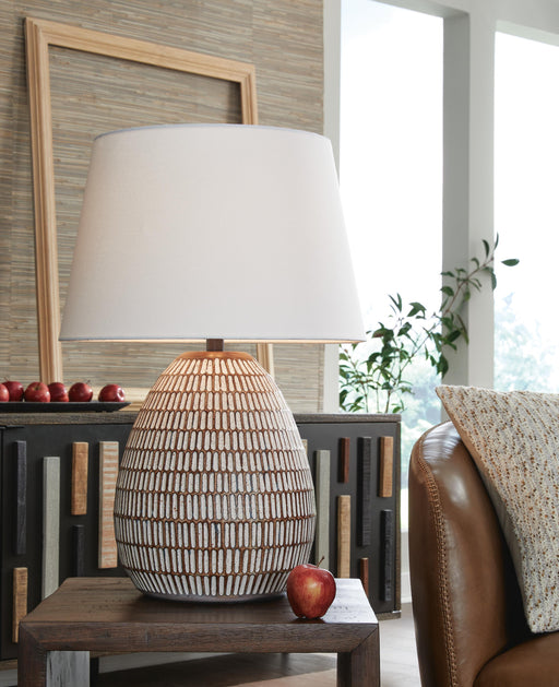 Darrich Lamp Set - Home Furniture And More (Brentwood, MD)