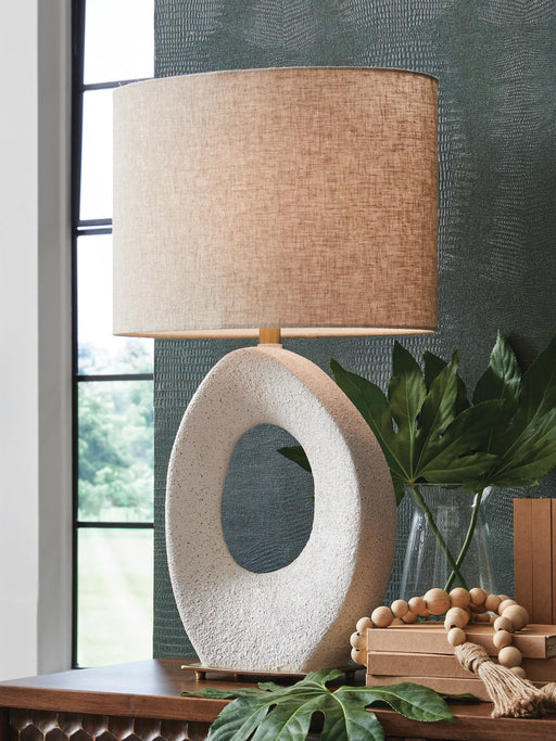 Trentlen Table Lamp - Home Furniture And More (Brentwood, MD)