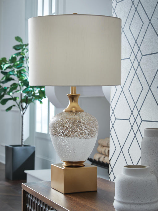 Tavisburg Table Lamp - Home Furniture And More (Brentwood, MD)