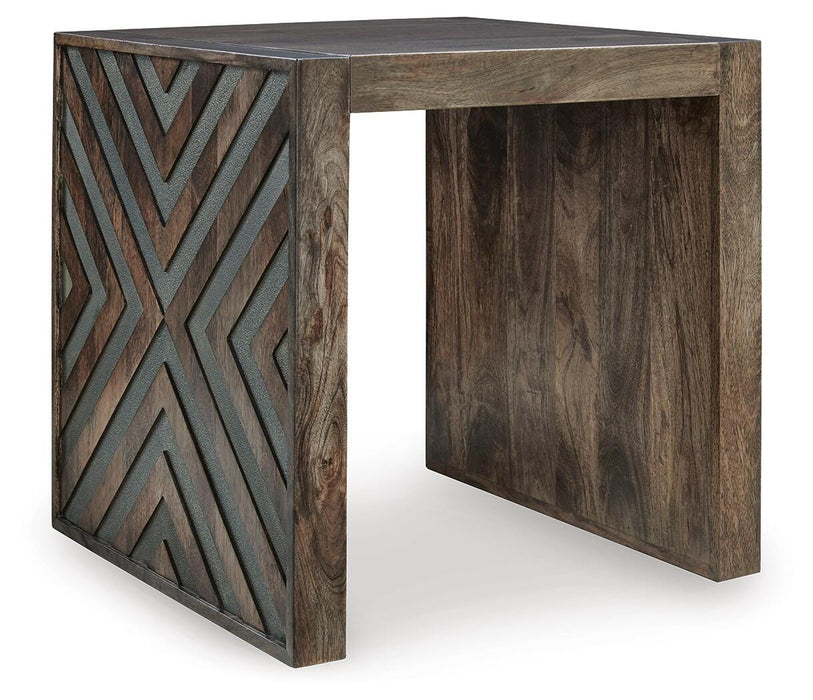 Dreggan End Table - Home Furniture And More (Brentwood, MD)