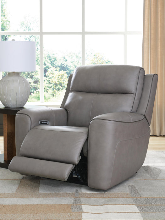 5Z-Comfort Power Recliner - Home Furniture And More (Brentwood, MD)