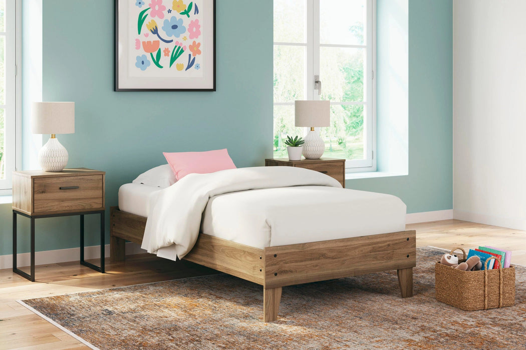 Deanlow Bed - Home Furniture And More (Brentwood, MD)
