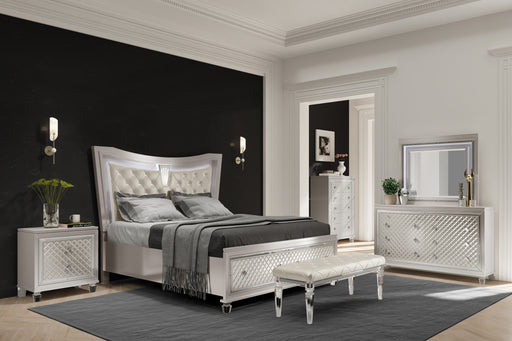 PARIS CHAMPAGNE QUEEN BED GROUP WITH LED - Home Furniture And More (Brentwood, MD)